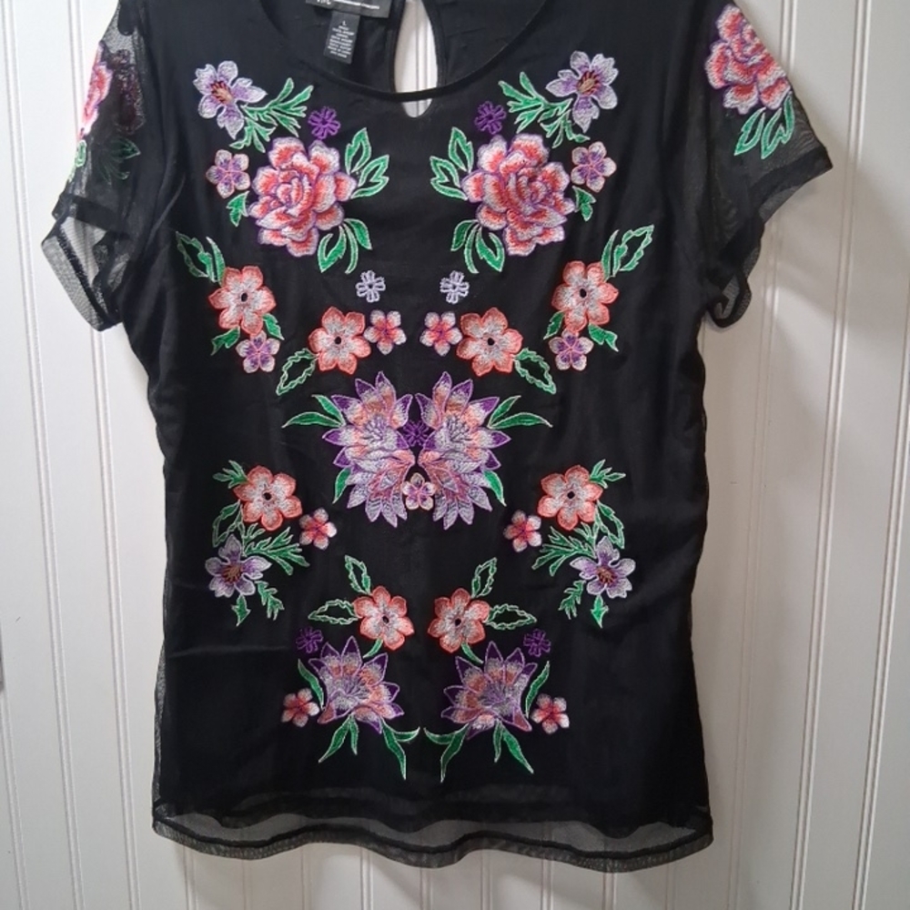Floral Embroidered Black Top - Picture 16 of 16